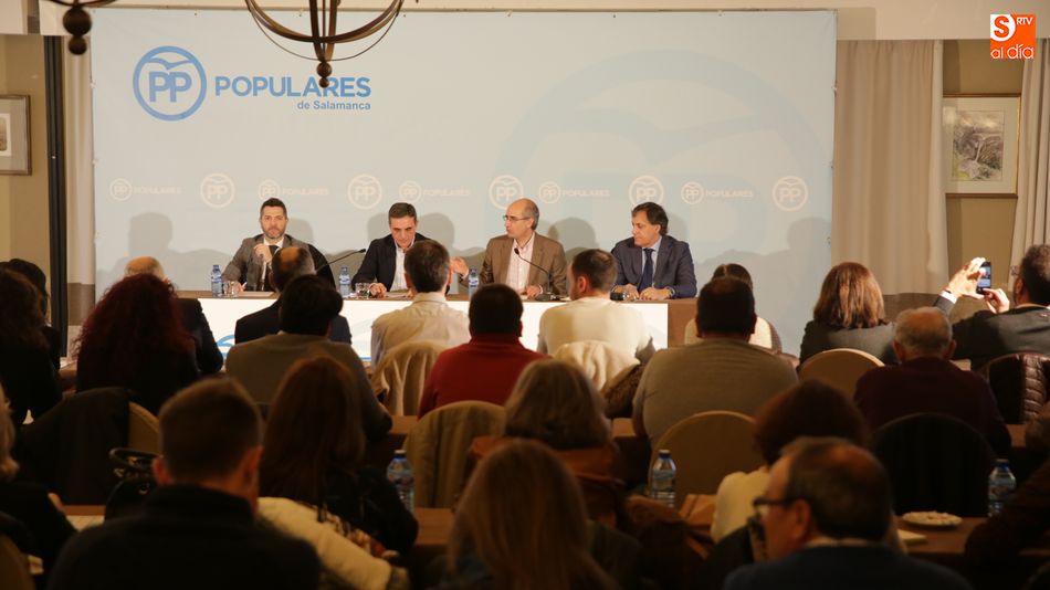 Foro sobre la nueva Ley de Contratos organizado por el PP de Salamanca. Foto: Alberto Martín