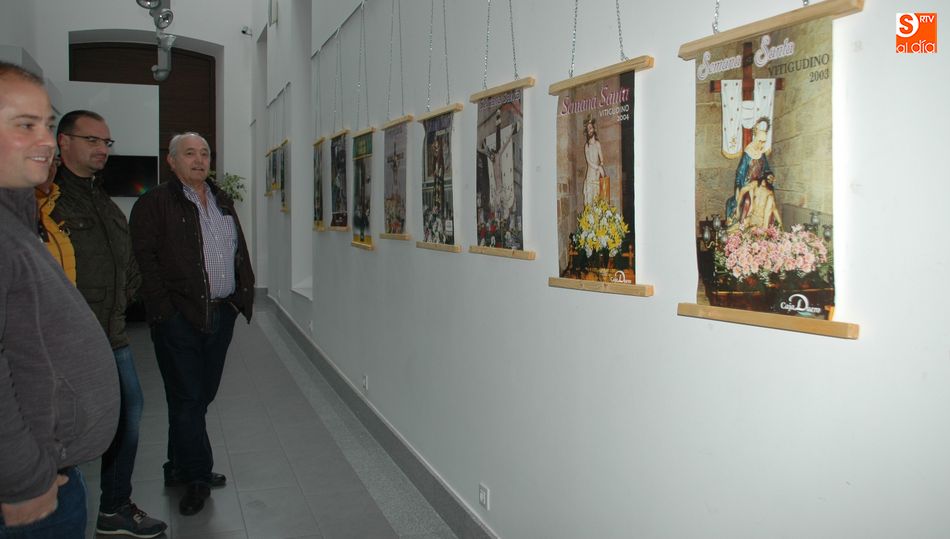 La exposición de carteles de semana Santa se podrá visitar hasta el día 31 de marzo  FOTOS / SILVESTRE