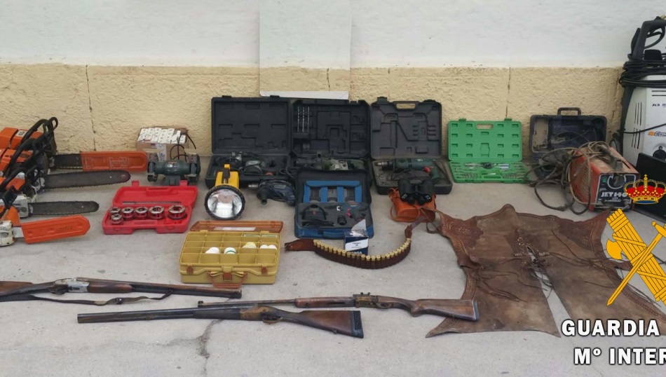 Material intervenido por la Guardia Civil en esta operación