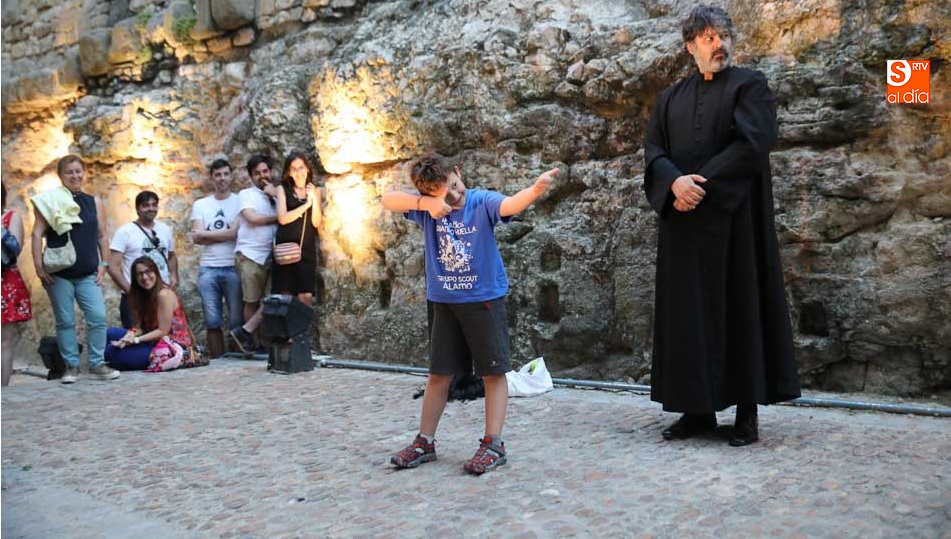 Calleja Teatro imparte ‘Las lecciones de la Cueva de Salamanca’