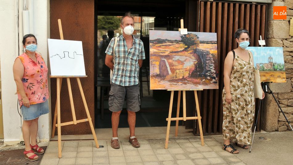 Los artistas y la obras premiadas en la II edición del certamen de pintura / E. Corredera