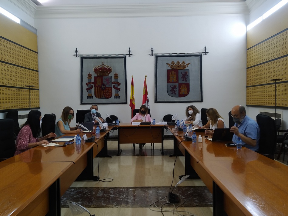 La titular de Educación y los representantes de los sindicatos CSIF,STECYL-i, ANPE y UGT-SP