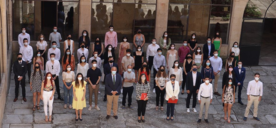 Acto en el Paraninfo de la Universidad