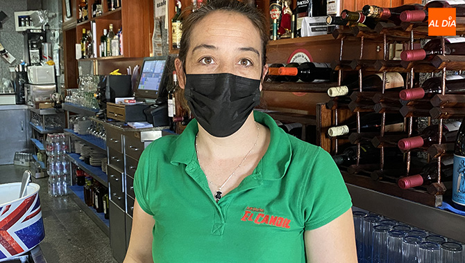 Isabel Jiménez, gerente de Mesón El Candil en Peñaranda