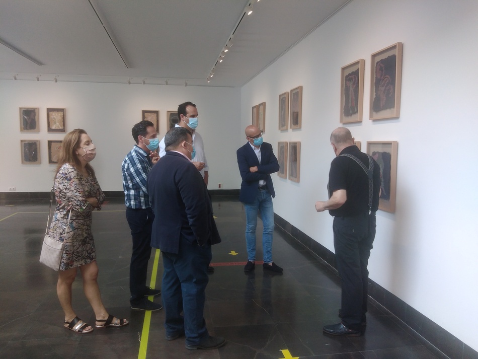 Inauguración de la exposición del artista José Fuentes en la Sala Tragaluz de Santa Marta