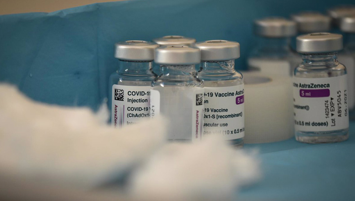 La administración de la 1ª dosis de AstraZeneca y la 2ª de Pfizer ofrece una mayor respuesta...