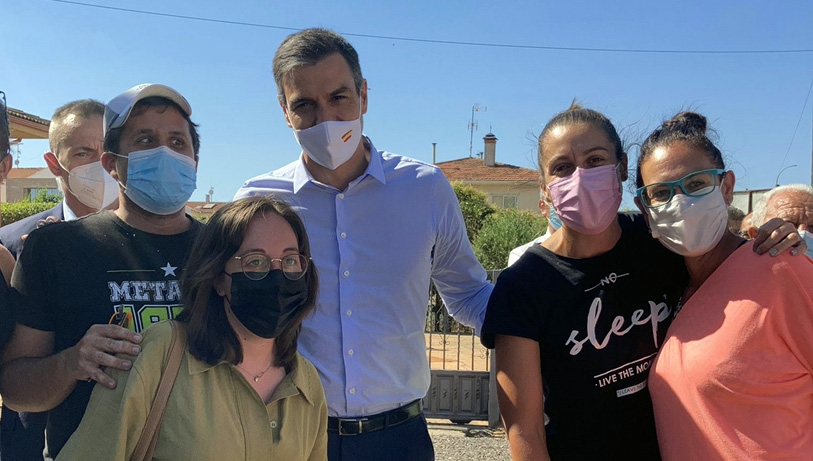 El Presidente del Gobierno, Pedro Sánchez, ha visitado este viernes Calvarrasa de Arriba