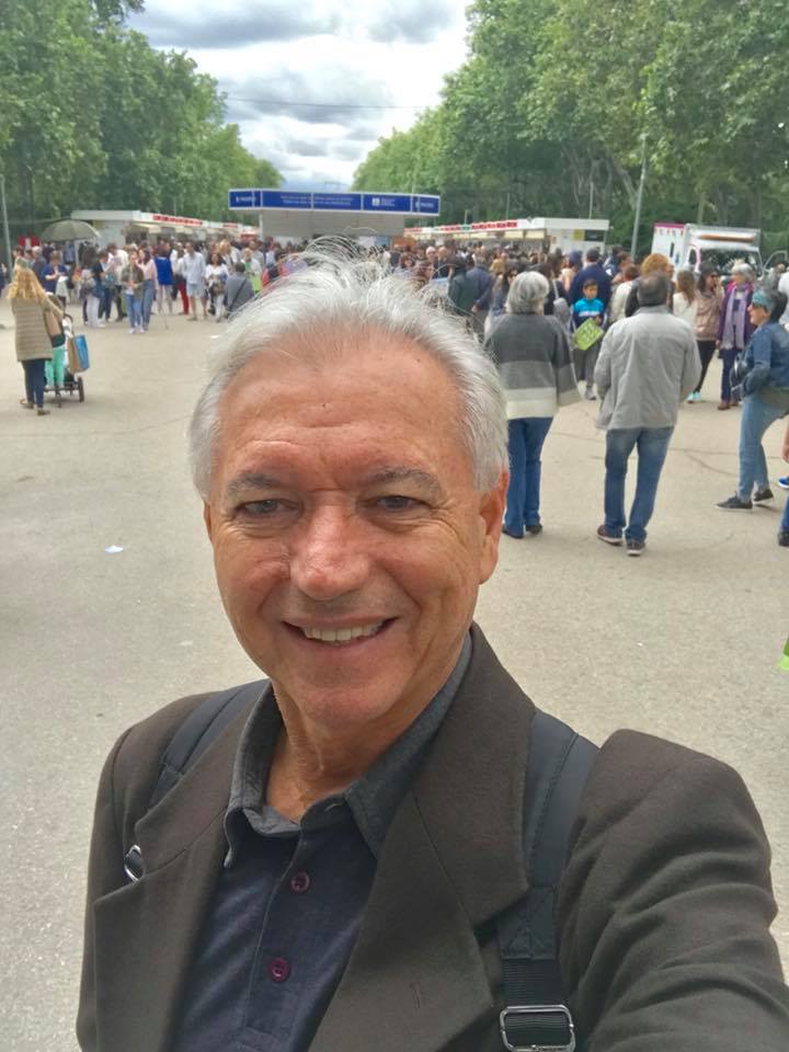 ‘Fuego resucitador’, poema del brasileño-español Antonio Torres