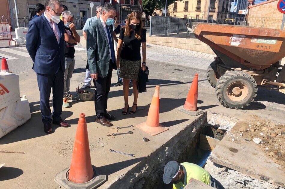 El alcalde, Carlos García Carbayo, ha visitado este lunes las obras. Foto: @aytosalamanca