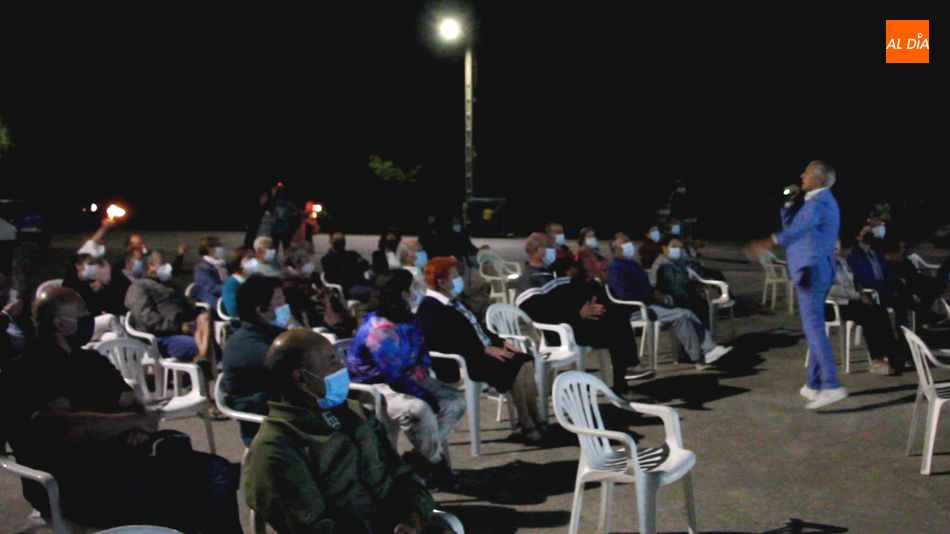 Armando llena de nostalgia la noche de la Virgen de las Nieves en Majuges  
