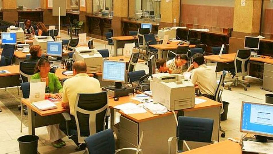 CSIF pide máxima prioridad a la Junta para que saque las 7.000 plazas pendientes