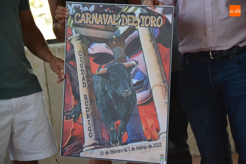 Foto 2 - ¡¡¡Ojalá!!!, del mirobrigense David Sierra Martín, anunciará el Carnaval del Toro 2022  