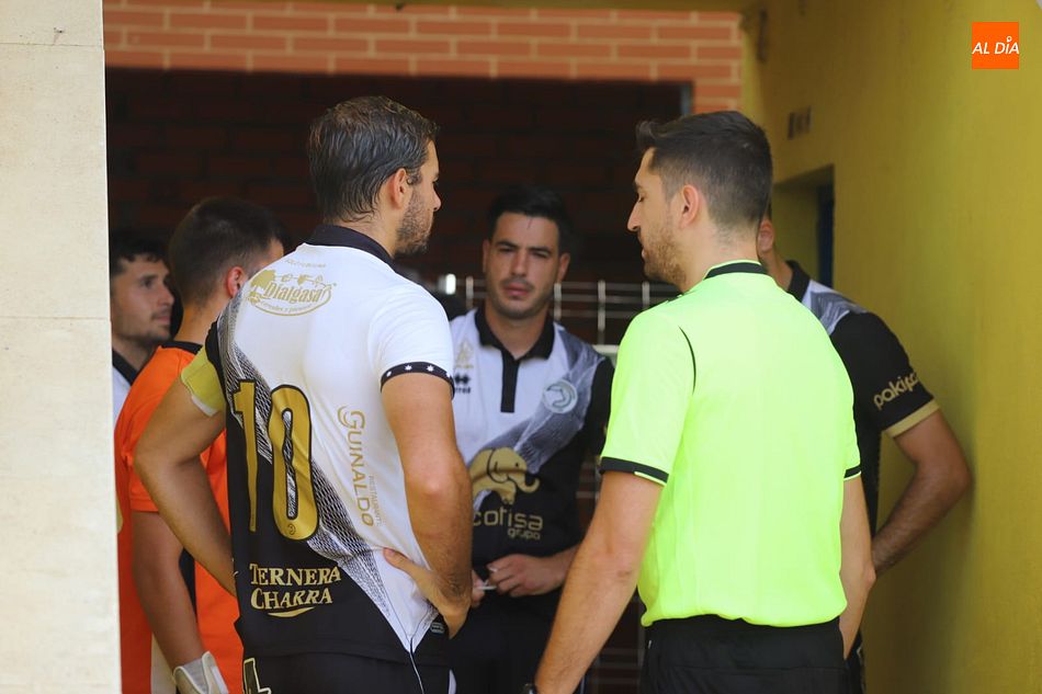 De la Nava y Ramiro, en la bocana del Reina Sofía / Lydia González