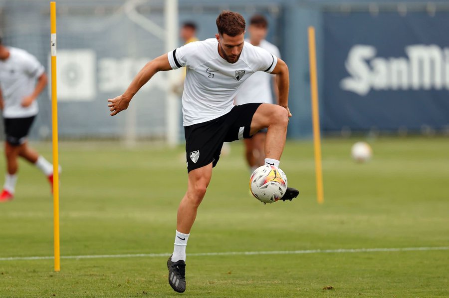 Iván Calero, con el Málaga durante un entrenamiento / Twitter de Iván Calero