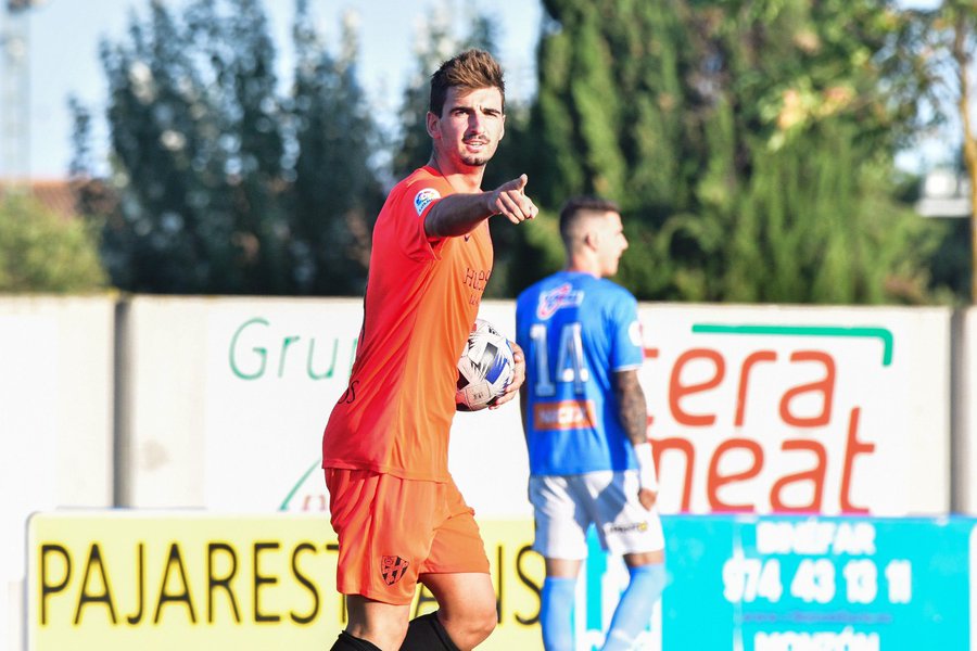 Luis Gonzaga, con el Huesca / TWITTER