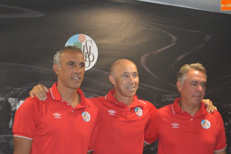 Calderón, junto a Robles y Losada / Carlos Cuervo