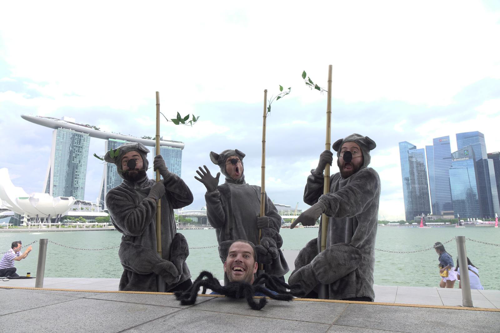 Los salmantinos Spasmo teatro durante su actuación en Singapur