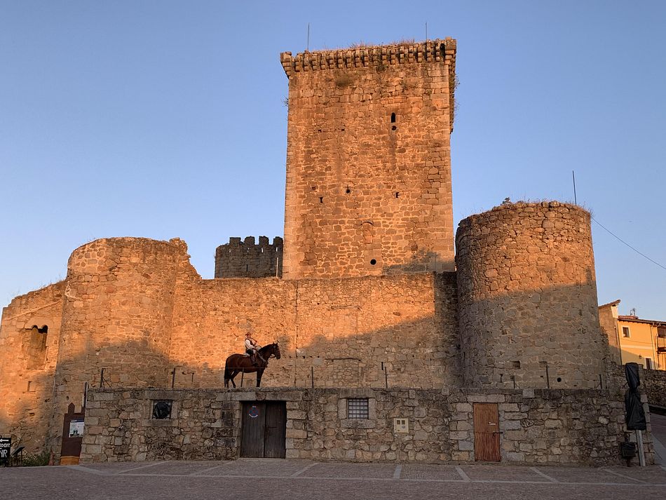 El Mariquelo a caballo durante la grabación del vídeo de la campaña - Patrihum Casmi