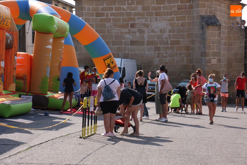 Los más pequeños de Aldeadávila también disfrutan de las fiestas  