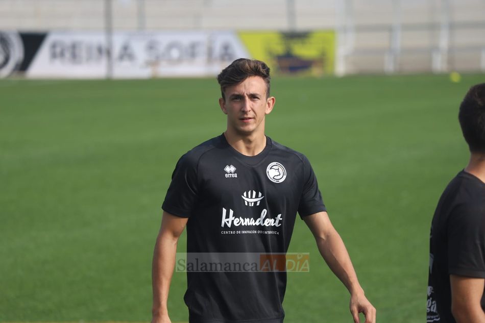 Sergio del Río, en el entrenamiento de este jueves / Lydia González