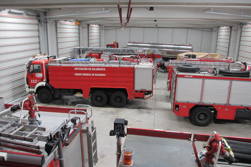 Imagen del Parque central de Bomberos en Villares de la Reina. La Salina