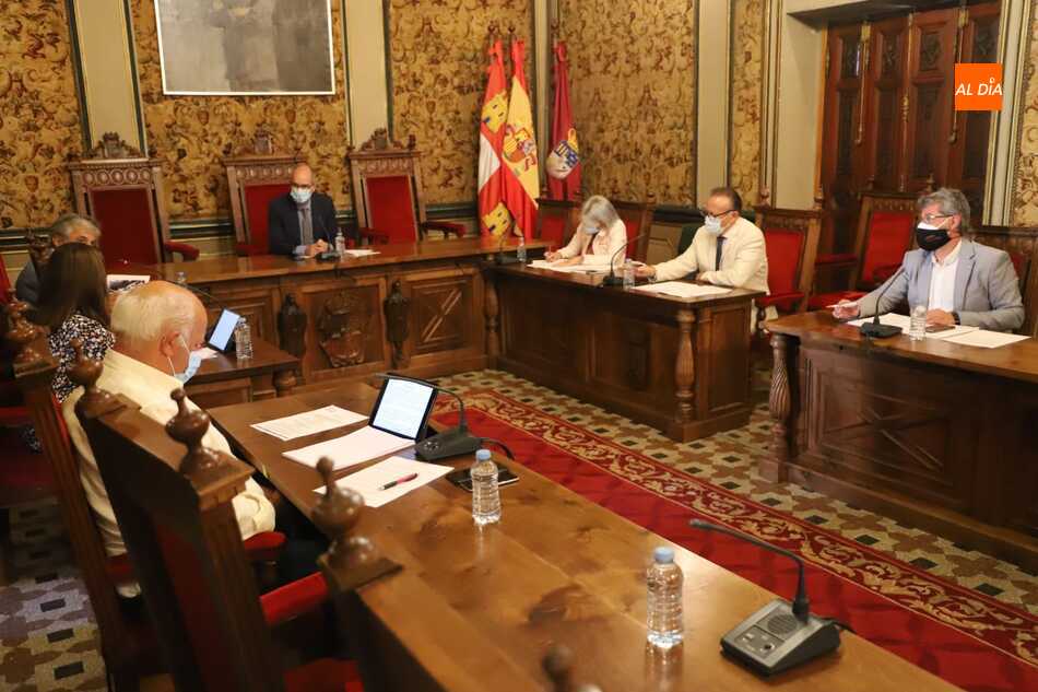 Un momento del pleno de la Diputación de Salamanca celebrado este martes. Foto: Lydia González