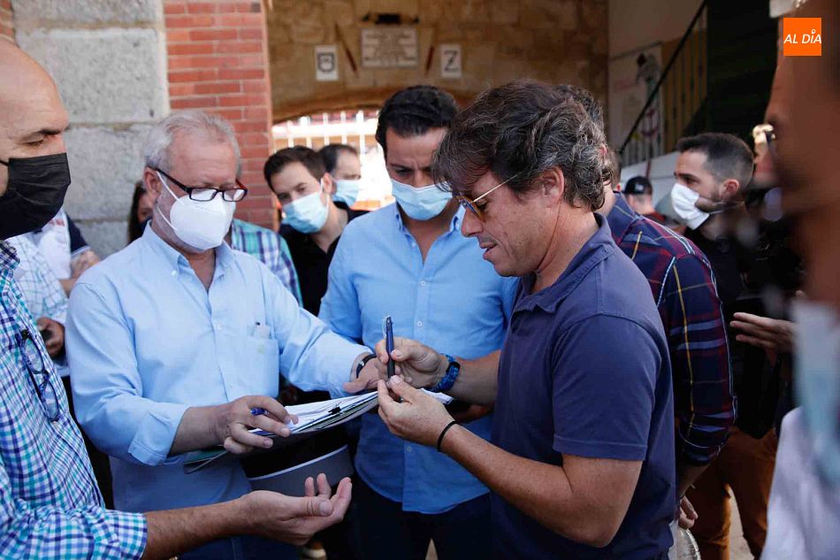 Instante del sorteo del cuarto festejo de la Feria de Salamanca - Fotos: Miguel Hernández