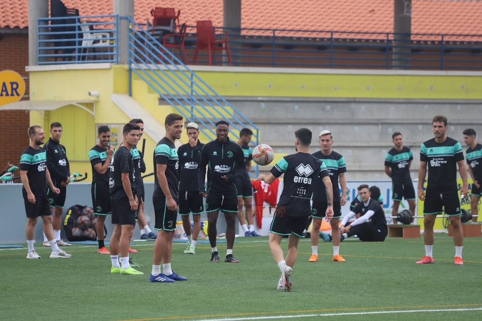 Unionistas, en la práctica del lunes / Lydia González