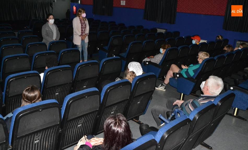 La salas de cine esperan recuperar más espectadores con la última reducción de restricciones. Foto de archivo del cine Juventud de Ciudad Rodrigo