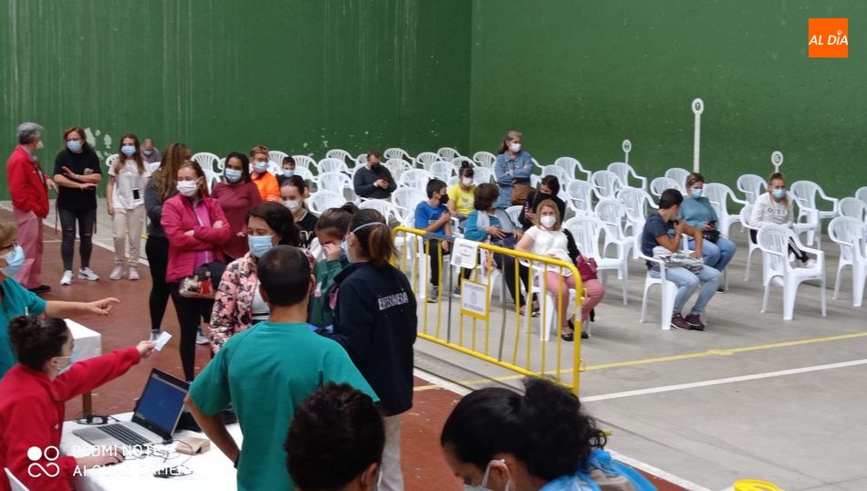 La última vacunación masiva en Vitigudino concluía con la asistencia de unas veinte personas