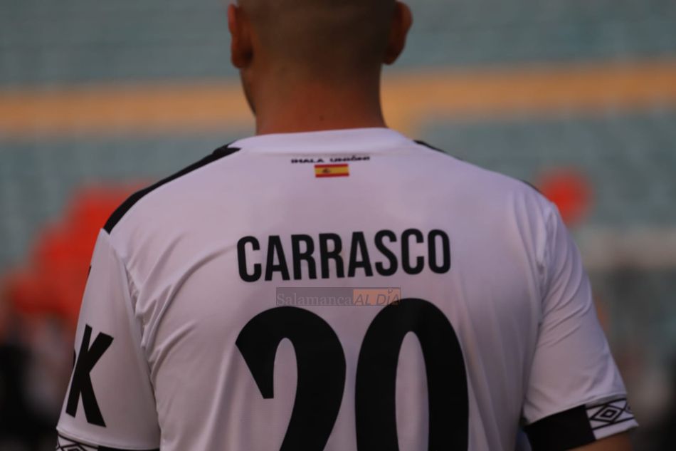 Carrasco, con el 20 a la espalda, en el Helmántico / Lydia González