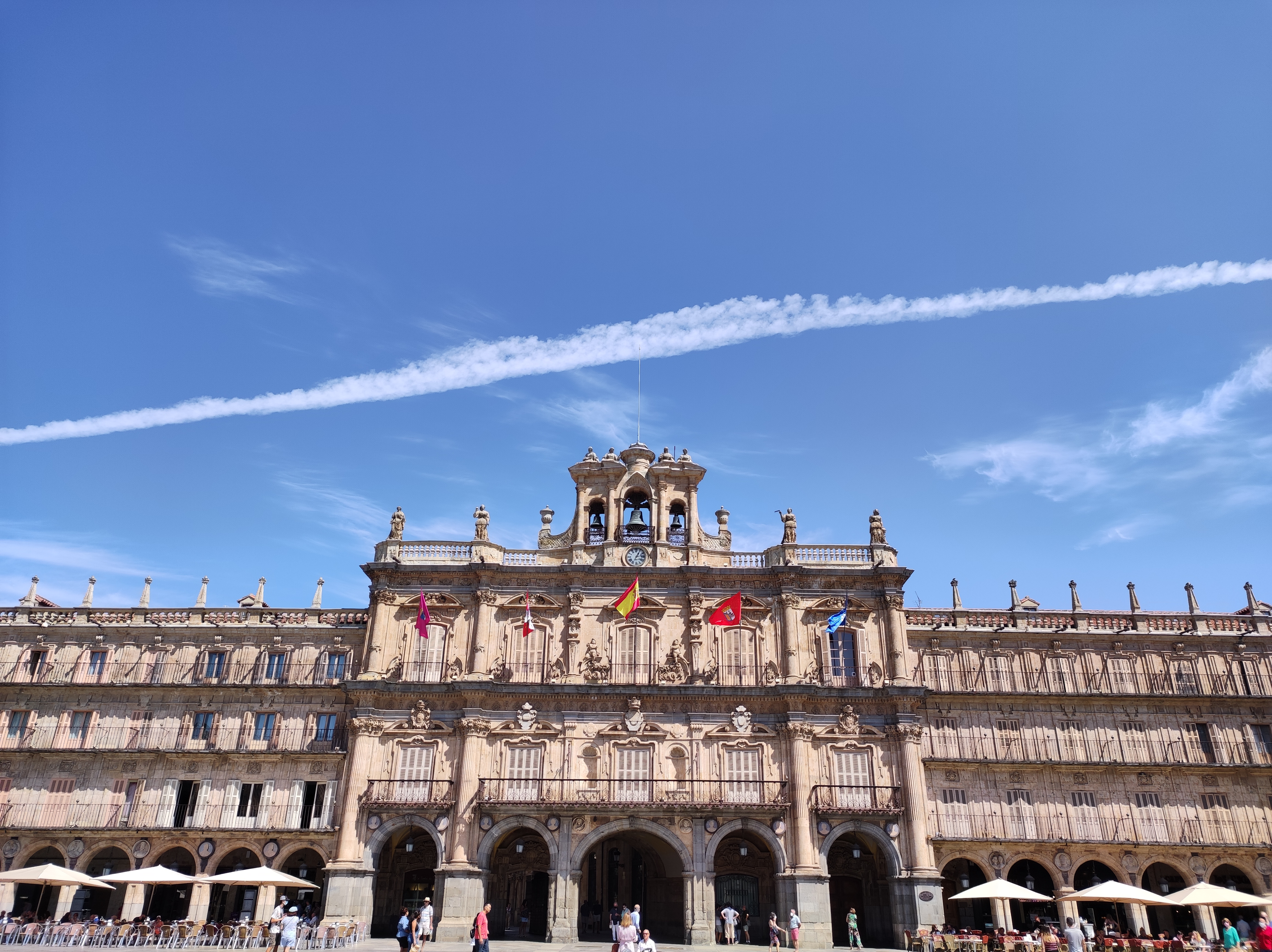 La Mariseca, castigada sin salir (y la patrona también)