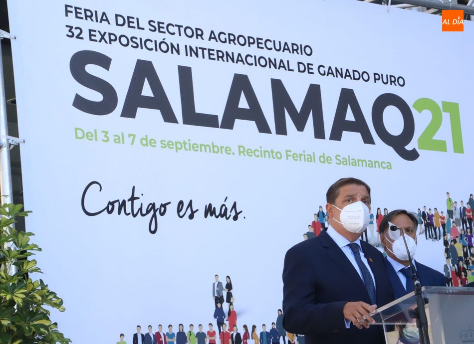 Foto 5 - Planas destaca que ferias como Salamaq21 muestran “la pujanza del sector agroalimentario”