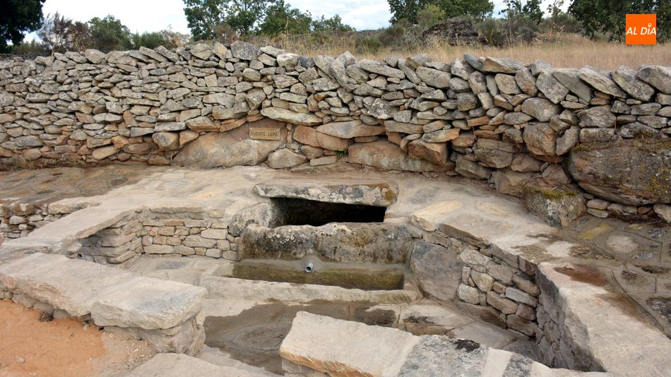 Nueva imagen de la Fuente Lera tras la intervención ejecutada a iniciativa del Ayuntamiento / E. Corredera