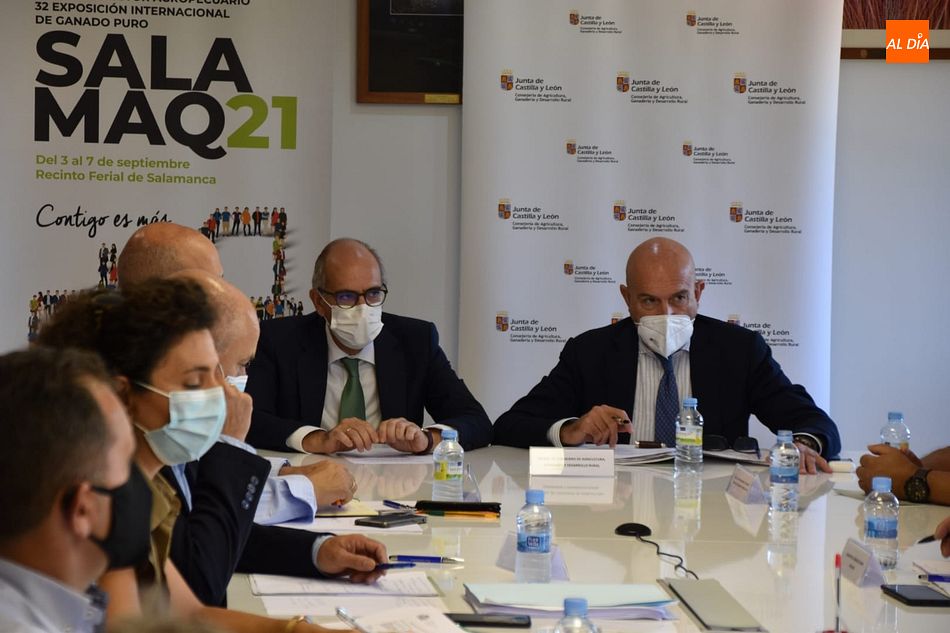 Javier Iglesias y Jesús Julio Carnero en la celebración del Consejo Agrario - Vanesa Martins