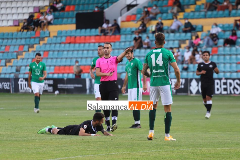 El Guijuelo, principal candidato a subir este año / Lydia González