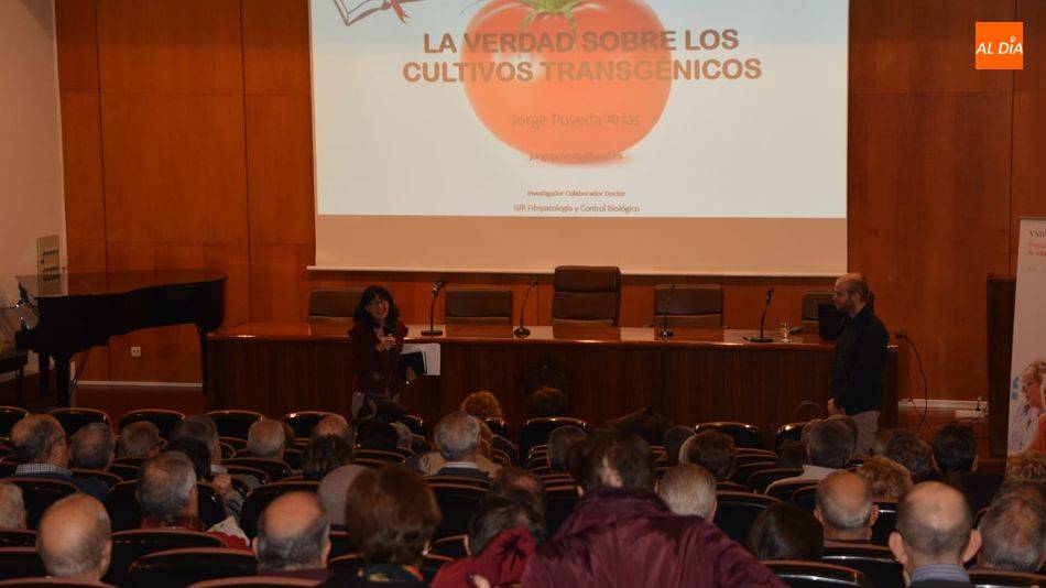 Imagen de archivo del programa de la Universidad de la Experiencia