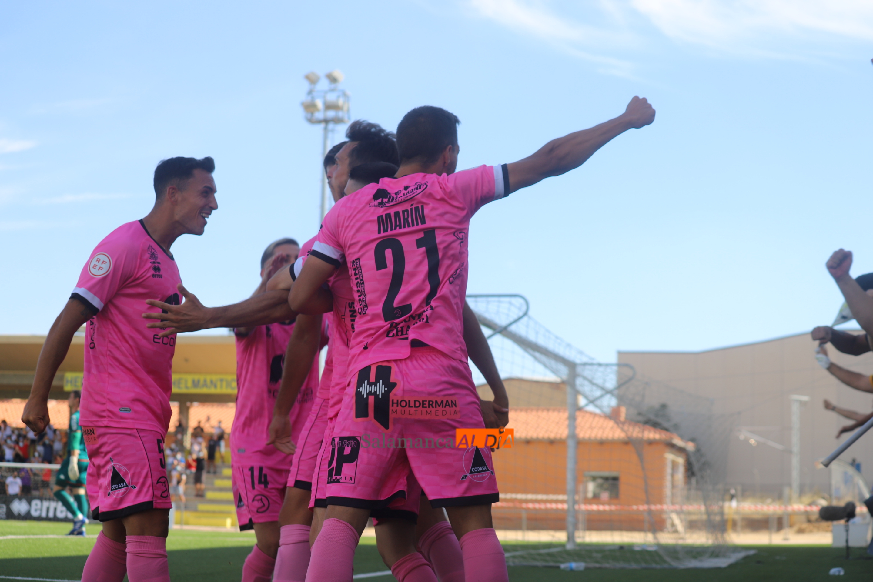 Unionistas, eufórico después de ver puerta / Lydia González