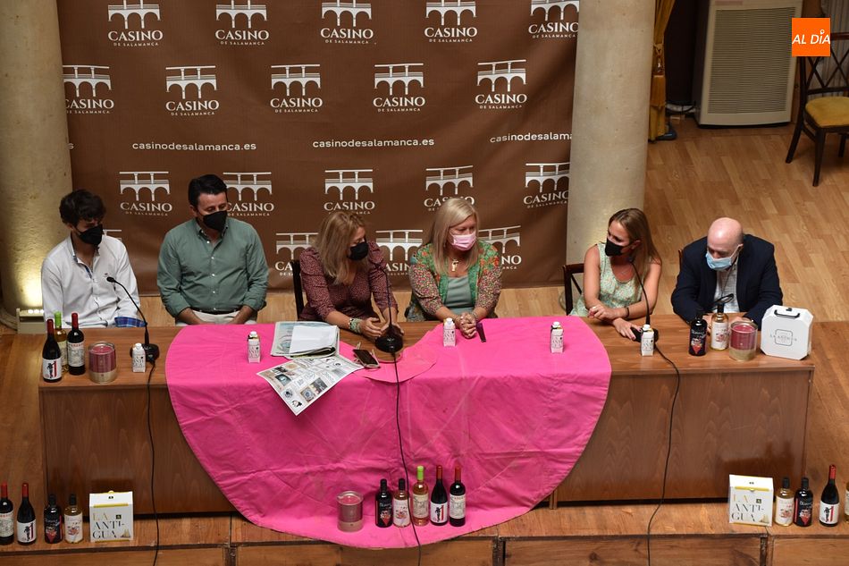 Los ponentes de los Aperitivos Taurinos del Casino este jueves | Fotos: Vanesa Martins