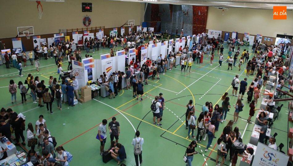 Los jóvenes ganan 2,5 kilos de media al empezar en la universidad, pero no es inevitable