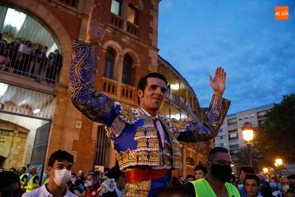 La Puerta Grande de La Glorieta se abrió para De Justo - Fotos: Miguel Hernández