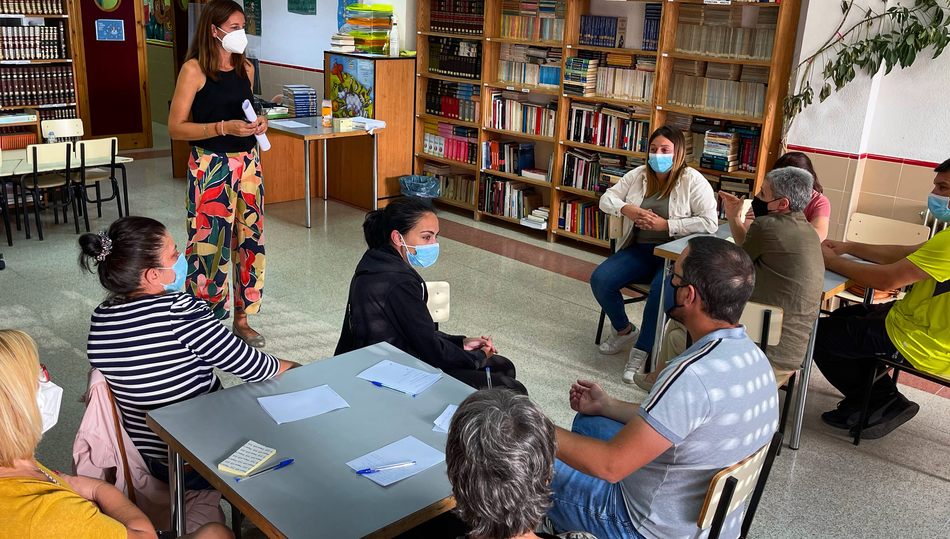 Empresarios del sector de la hostelería y la restauración reunidos ayer en Aldeadávila