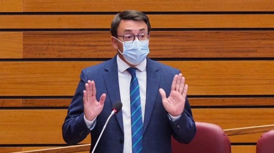 Intervención en las Cortes del portavoz de Educación del Grupo Socialista en las Cortes de Castilla y León y procurador por el PSOE de Salamanca, Fernando Pablos. Foto PSOE