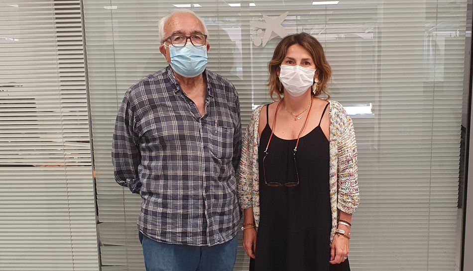 Samuel Gómez Muñoz, uno de los rectores de La Inmaculada, junto a la representante de la Fundación la Caixa