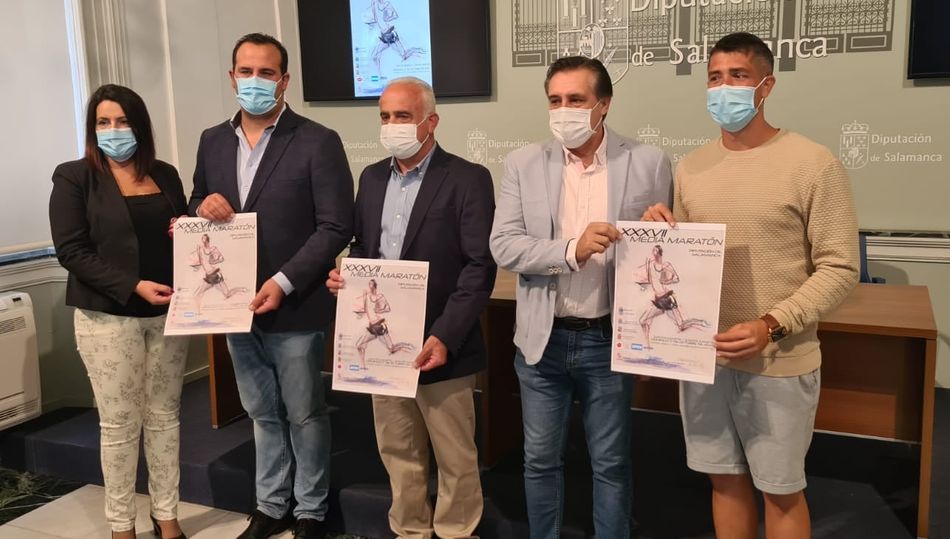 Presentación de la 37 Media Maratón de la Diputación de Salamanca en el Palacio de la Salina