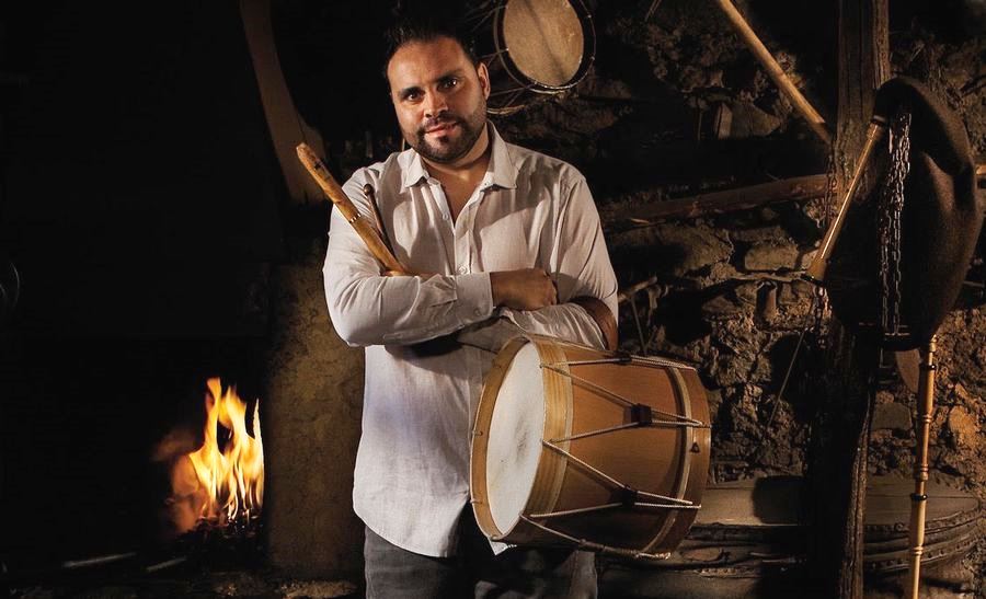 El músico y folklorista Luis Antonio Pedraza, actuará en el CAEM