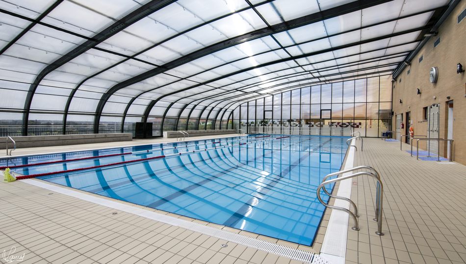 Interior de la piscina climatizada de Sardón de los Frailes