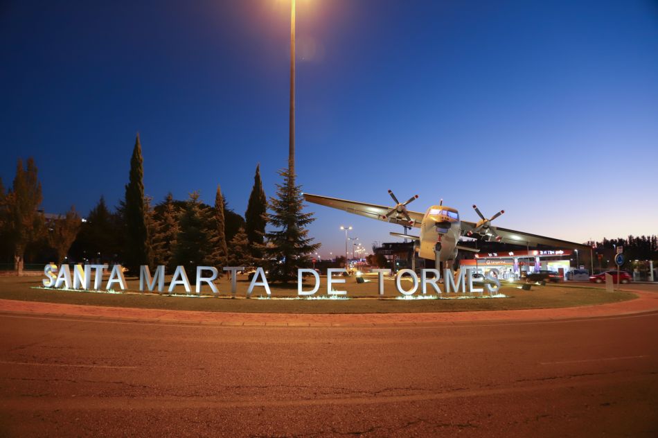 El Ayuntamiento de Santa Marta ofrece dos nuevas ayudas para la reactivación de autónomos y empresas