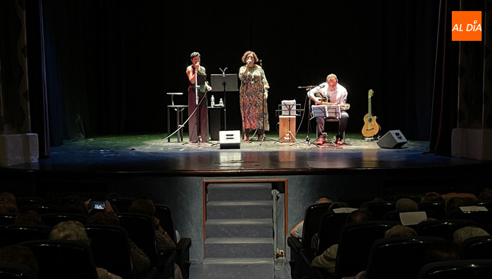 El Grupo Arena ofrecía un variado concierto en el Teatro Calderón