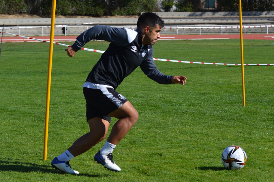Télles, en solitario / Carlos Cuervo